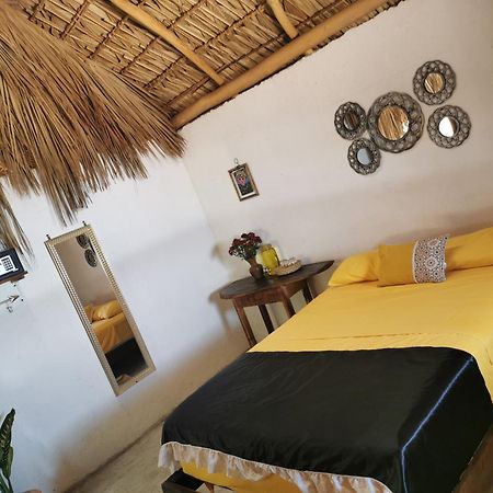 La Maxima & Lgbt Hotell Zipolite Rum bild
