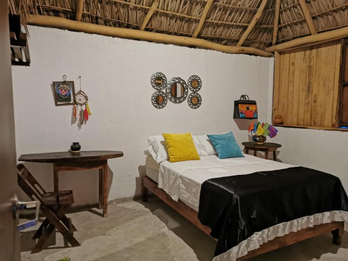 La Maxima & Lgbt Hotell Zipolite Rum bild